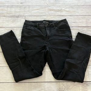 Miss Poured in Blue Jeans